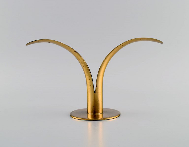 Ivar Ålenius Björk for Ystad metal. Liljan brass candlestick. Swedish design, 
mid 20th century.
