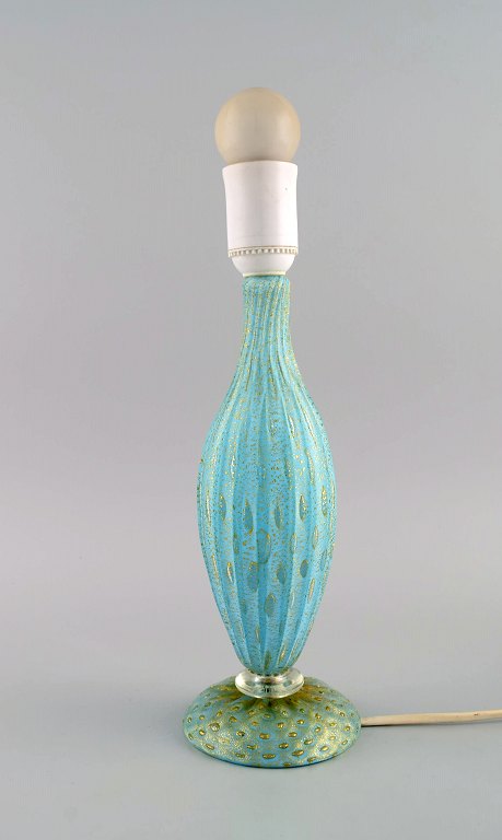 Murano bordlampe i turkis mundblæst kunstglas med indlagte bobler. Italiensk 
design, 1960/70