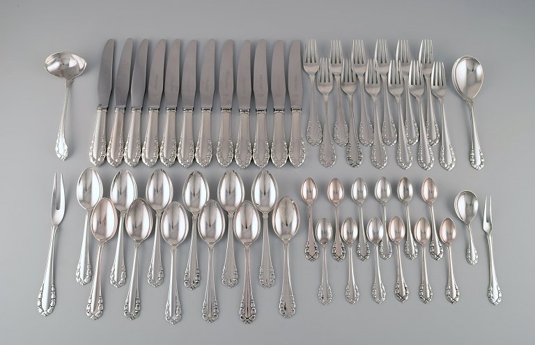Georg Jensen Lily of the Valley dinner service in sterling silver for twelve 
people.

