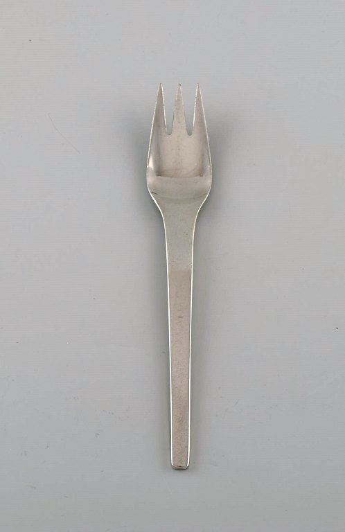 Georg Jensen Caravel pastry fork in sterling silver. 7 pcs in stock.

