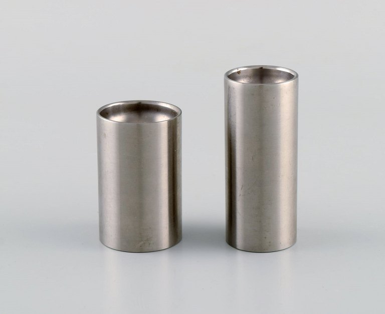 Arne Jacobsen for Stelton. Cylinda Line salt and pepper set in stainless steel. 
1960s / 70s.
