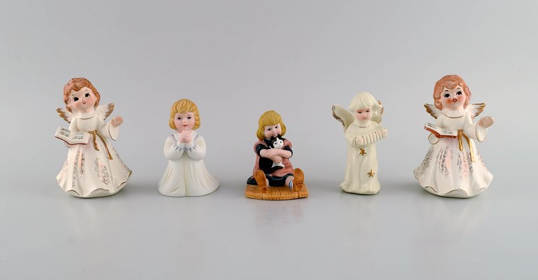 Fem porcelænsfigurer. Engle og børn. 1980