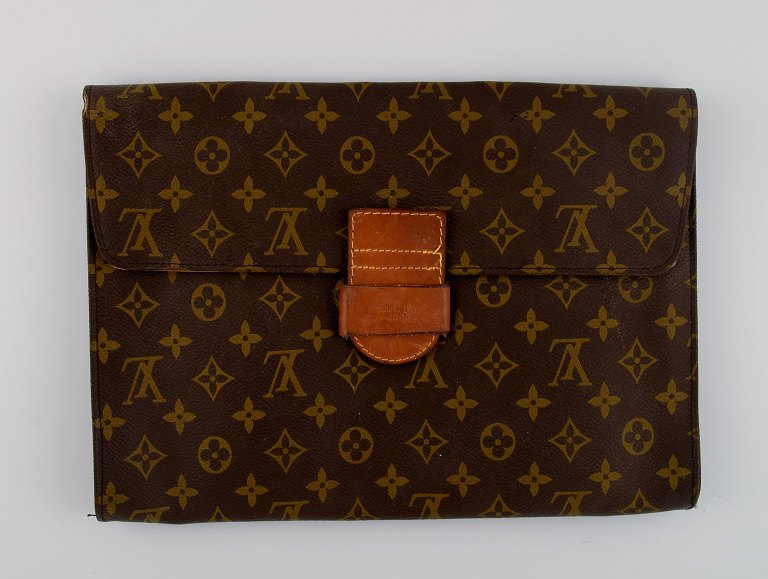 Vintage Louis Vuitton mappe. Monogram canvas. 1970