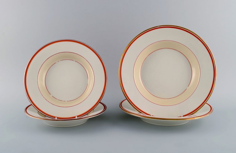 Christian Joachim for Royal Copenhagen. "The Spanish pattern". Four deep plates 
in hand-painted porcelain. Produced from 1931-1970.
