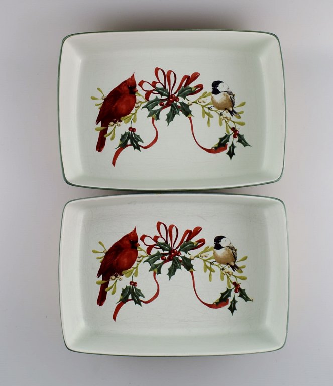 Catherine McClung for Lenox. "Winter greetings everyday". Two large dishes in 
glazed stoneware decorated with mistletoe and birds. Approx. 2000.
