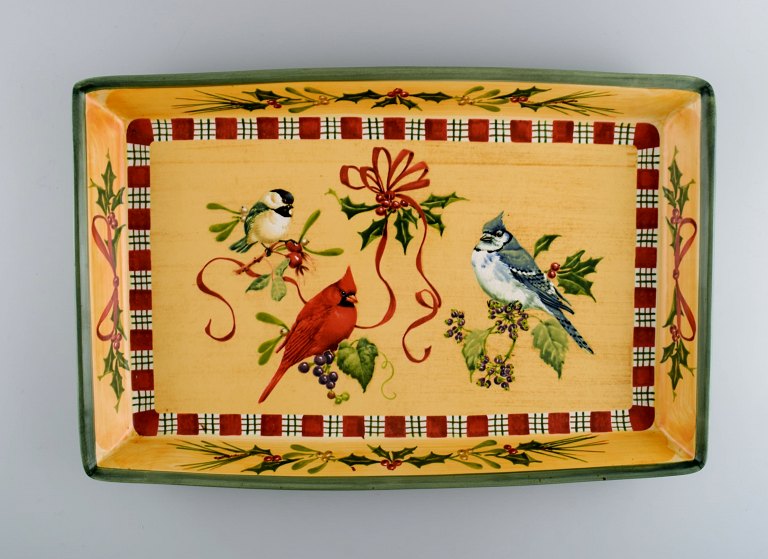 Catherine McClung for Lenox. "Winter greetings". Large serving dish in glazed 
stoneware decorated with mistletoe and birds. Approx. 2000.

