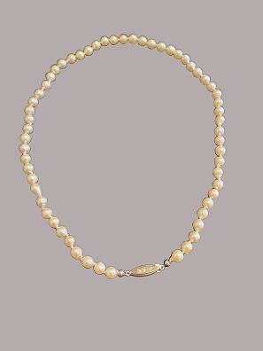 PerlekædeKulturperler med lås i sterlingsølv med små stenpæn brugt stand