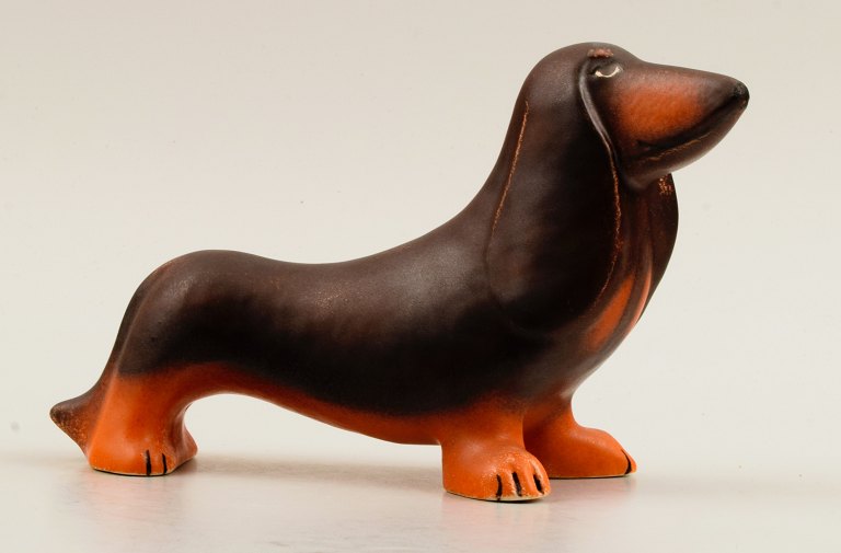 Lisa Larson for K-Studion / Gustavsberg. Dog in glazed ceramics. Late 20th 
century.
