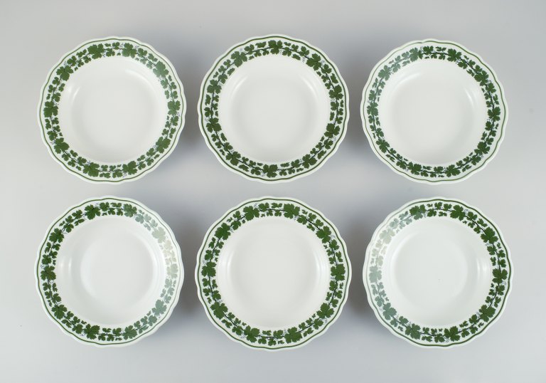 Seks Meissen Green Ivy Vine dybe tallerkner i håndmalet porcelæn. 1940