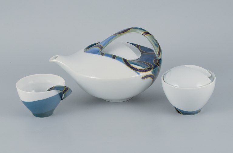 French designer, avant-garde style, unique egoist tea service in hand-painted 
porcelain consisting of teapot, sugar bowl and teacup.