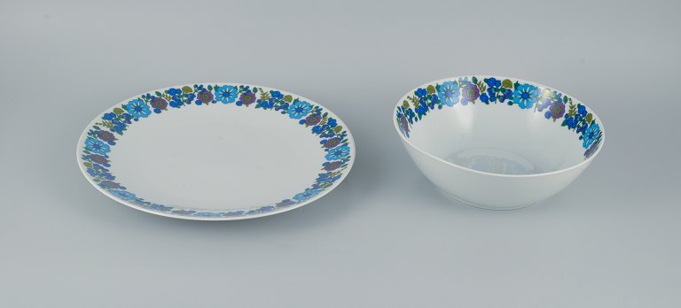 Paar, Bavaria, Jaeger & Co, Germany.
Plate and bowl in retro porcelain with a floral motif.