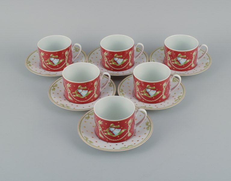 Rosenthal, et sæt på seks par kaffekopper med tilhørende underkopper med 
julemotiver.