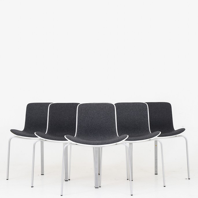 Poul Kjærholm / Fritz HansenPK 8 - Set of 6 dining chairs front upholstered in grey wool.1 set in stockGood, used condition
