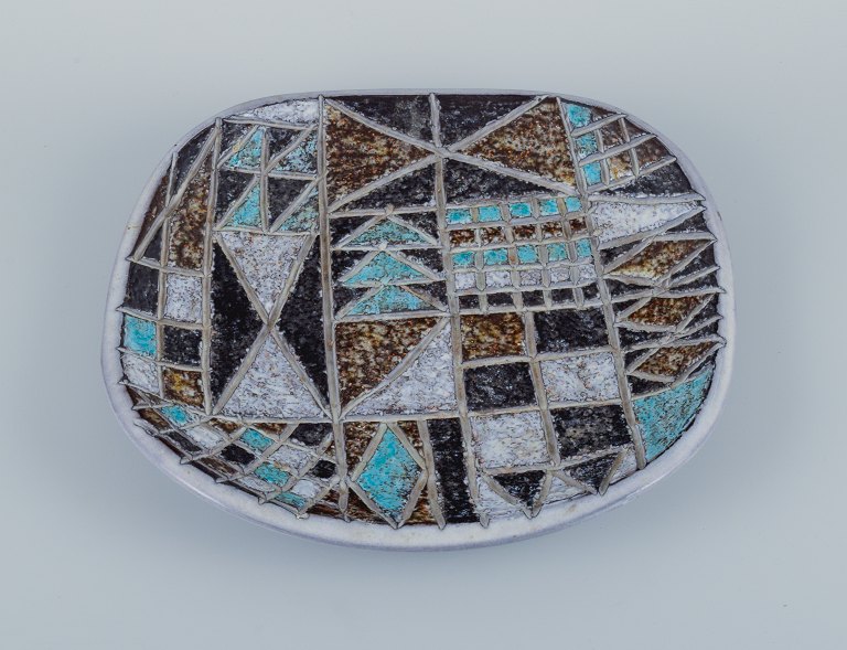 Atterberg for Upsala Ekeby, ceramic dish hand painted with geometric fields.