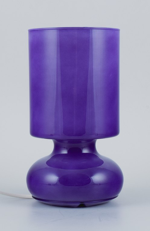 Scandinavian designer, table lamp in purple glass.