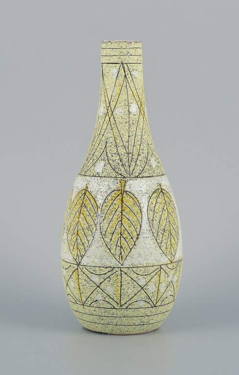 Fratelli Fanciullacci, Italian, unique ceramic vase decorated with leaves in 
yellow and white shades.