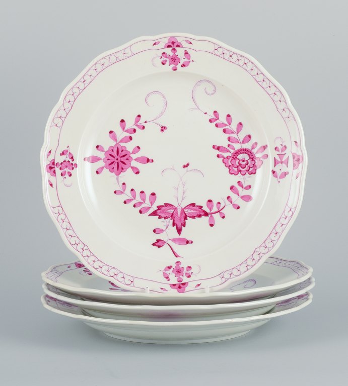 Meissen, Pink Indian, a set of four dinner plates.