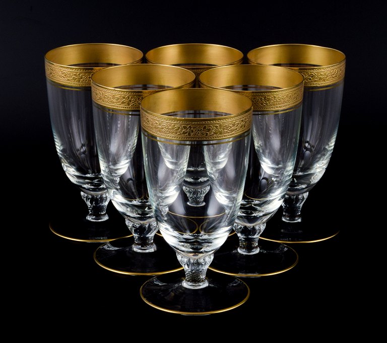 Rimpler Kristall, Zwiesel, Tyskland, seks mundblæst krystal vandglas med 
guldkant dekoreret med vindruer og vinblade.
