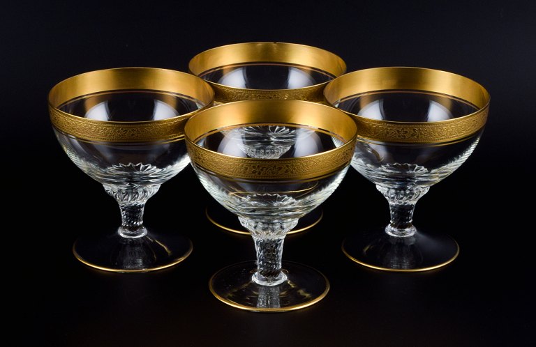 Rimpler Kristall, Zwiesel, Tyskland, fire mundblæst krystal champagneskåle med 
guldkant dekoreret med vindruer og vinblade.
