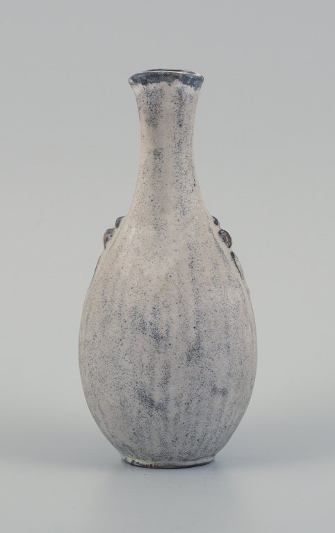 Svend Hammershøi (1873-1948) for Kähler. Vase in glazed stoneware.
Beautiful grey-black double glaze.