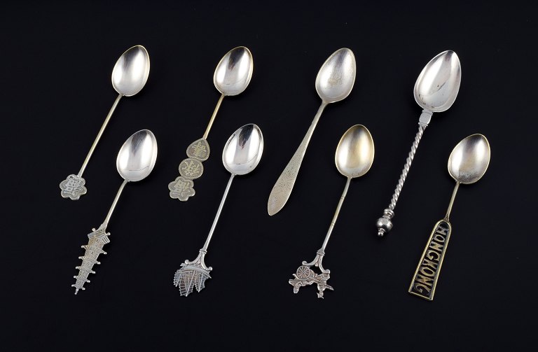 Hong Kong silver, eight spoons with different motifs.