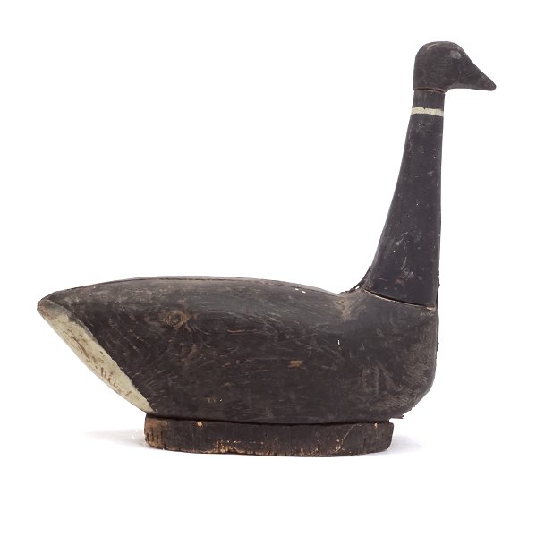 Danish wood cut decoy circa 1900. H: 35cm. L: 38cm