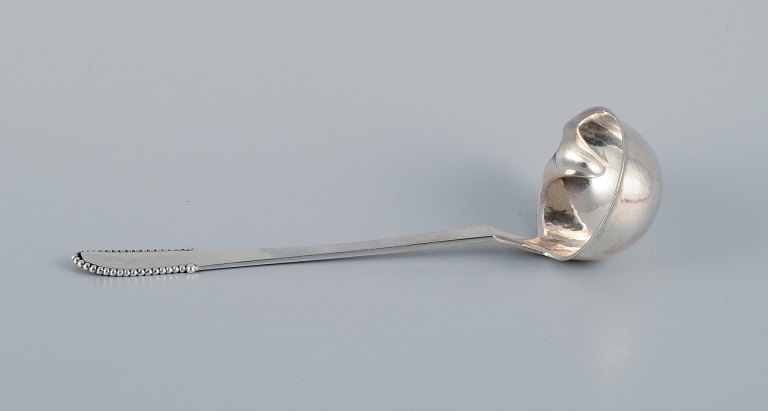 Georg Jensen Kugle, sauceske i sterlingsølv.