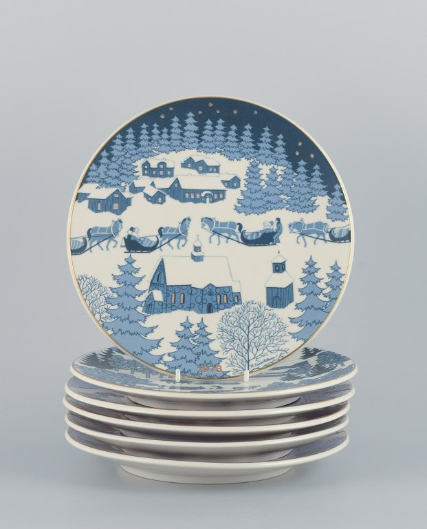 Raija Uosikkinon for Arabia, Finland, et set på seks juleplatter i porcelæn. 
Finske julelandskaber.