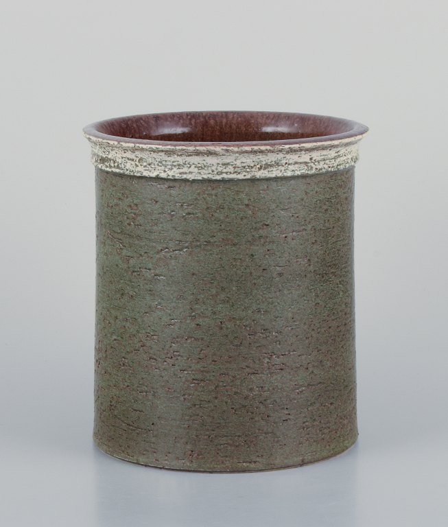 Britt-Louise Sundell for Gustavsberg, Sweden. Studiohand ceramic vase with glaze 
in greenish tones.