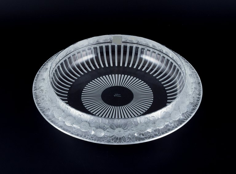 René Lalique, Frankrig. Stor "Marguerites" skål i kunstglas.