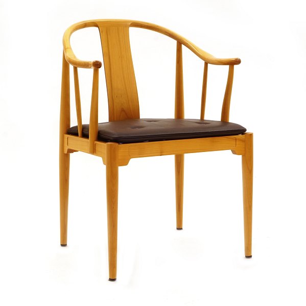 Hans Wegner China Chair light cherry wood. Manufactured at Fritz Hansen 2005. 
Nice condition