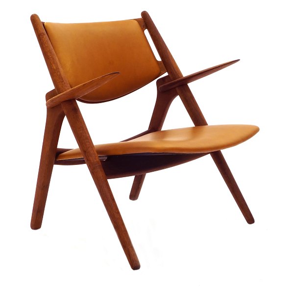 Wegner CH28 chair, oak and leather. Very nice condition