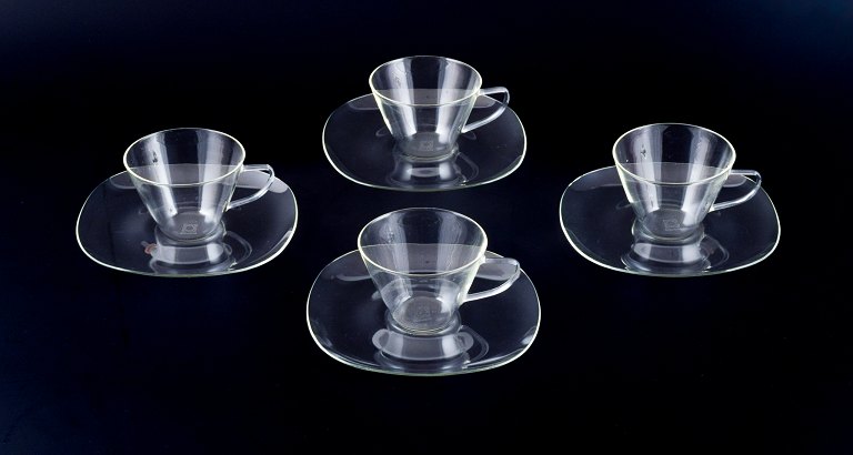 Jena-Glas, Schott & Gen/Mainz, Germany. Four coffee cups with  saucers. Bauhaus 
style.