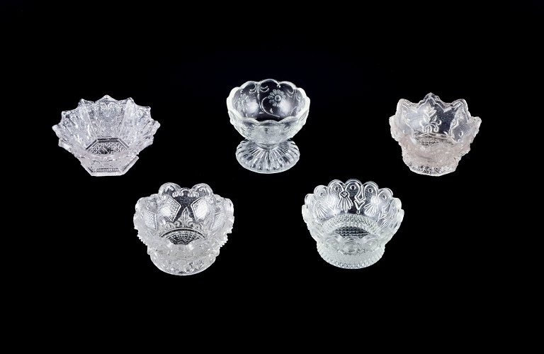 Fåglavik Glasbruk (1874-1980), Sweden.
Five salt cellars in clear handmade glass.