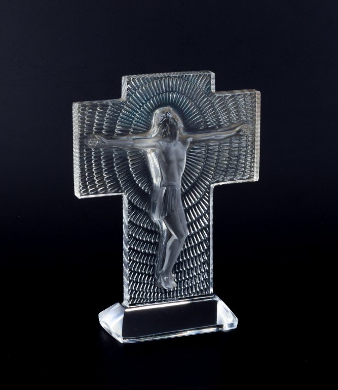 René Lalique, sculpture of Christ on the cross. Clear art glass.