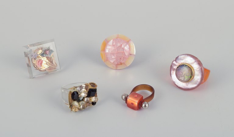 French jewelry artist. Five designer rings in metal and plastic. 
Various designs.