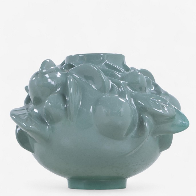 Axel Salto / Ipsens Enke
Vase in glazed terracotta in budding style and with fruit motifs. Signed.
1 pc. in stock
