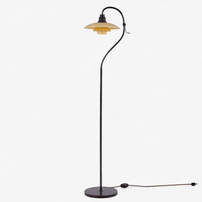 Poul Henningsen / Louis Poulsen.
PH 3/2 - 
