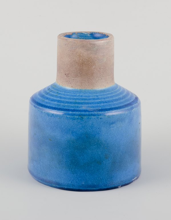 Nils Kähler for Kähler.
Vase af stentøj.