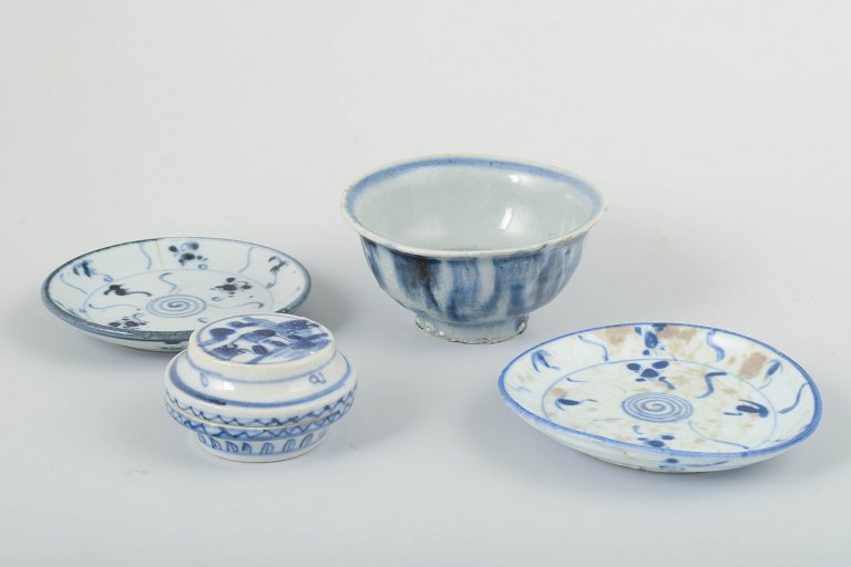 Fire stykker porcelæn, Korea.