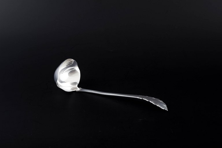Georg Jensen
Sauceske i mønsteret "Liljekonval".