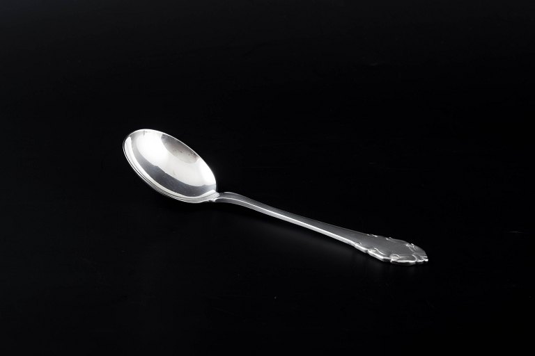 Georg Jensen
Sukkerske i mønsteret "Liljekonval".