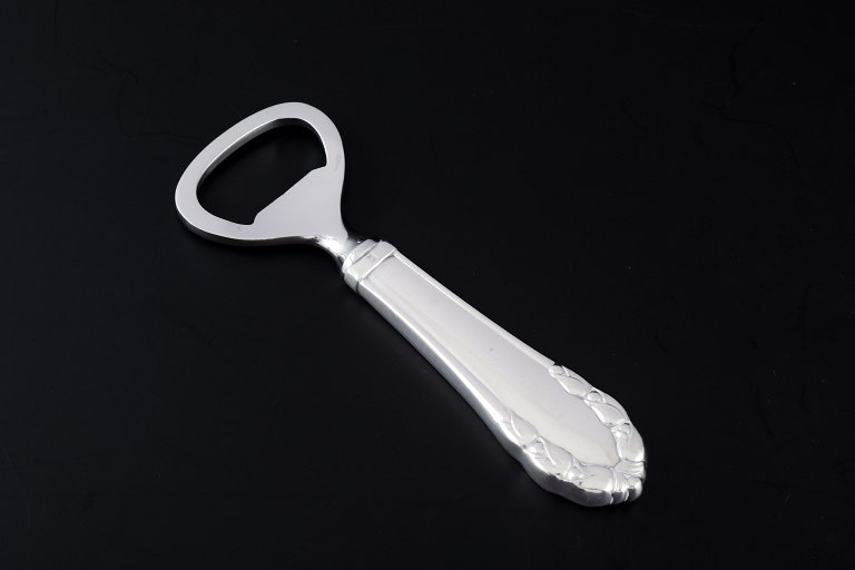 Georg Jensen
Flaskeåbner i mønsteret "Liljekonval".