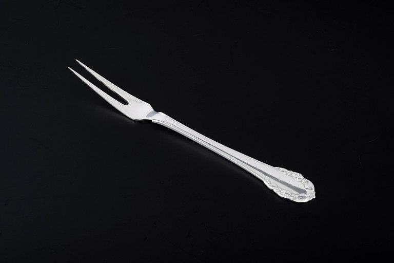 Georg Jensen, Danmark, 
Pålægsgaffel i mønsteret "Liljekonval".