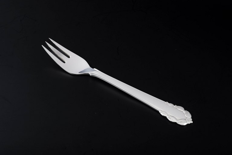 Georg Jensen, Danmark, ca. 1950
Fiskegaffel i mønsteret "Liljekonval".