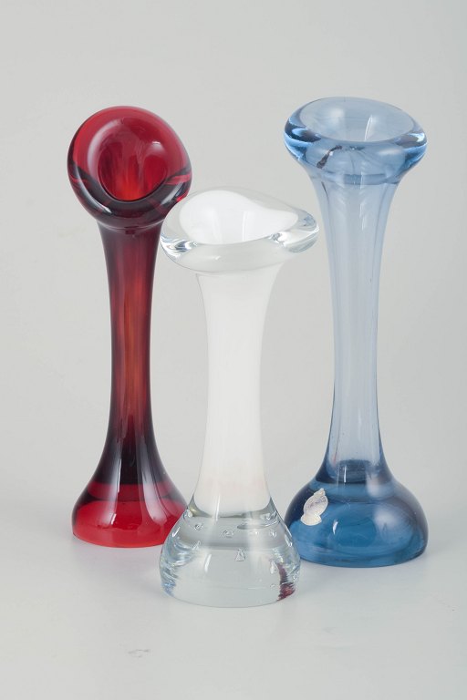 Mantorp Glasbruk & Skånska Glasbruket
Tre vaser.