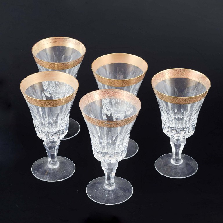 Fem krystalglas med guldbelagt rand, midt 1900-tallet.