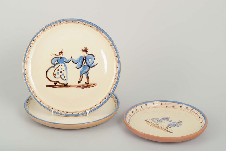 Dansk studiokeramik
Tre fade med danse-motiver, ca. 1940/50’erne.