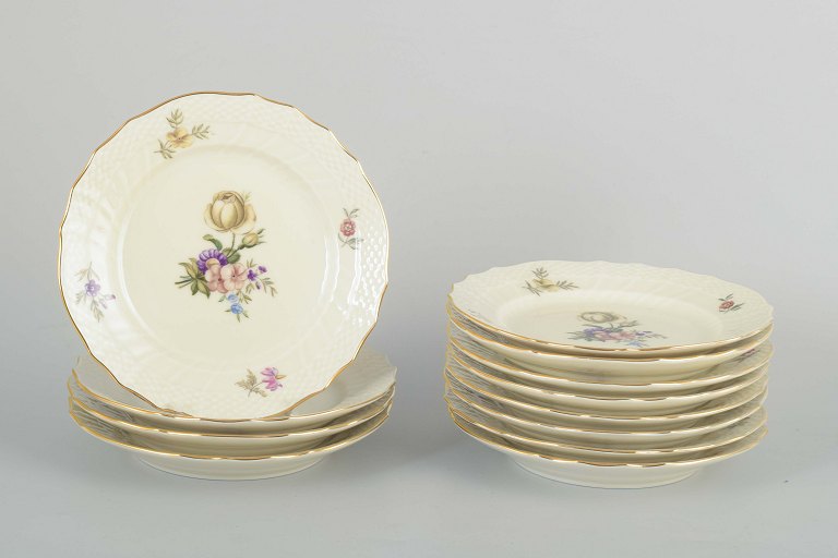 12 Royal Copenhagen Frijsenborg tallerkener
Model/dekor: 910/1626