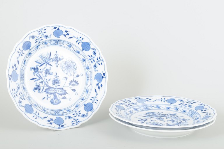 Meissen
3 tallerkener, “Løgmønstret”, tidligt 1900-tal.